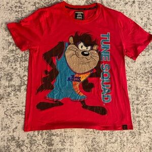 Kryptic Tasmanian Devil Rinestone Red Tee Size 3XL.